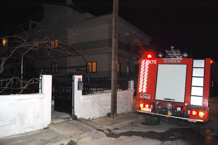 Αυτοκίνητο έγινε στάχτη