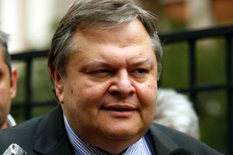 Τώρα-Ψηφίζει ο Βενιζέλος