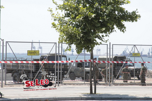 Τορπίλη έκλεισε τον δρόμο