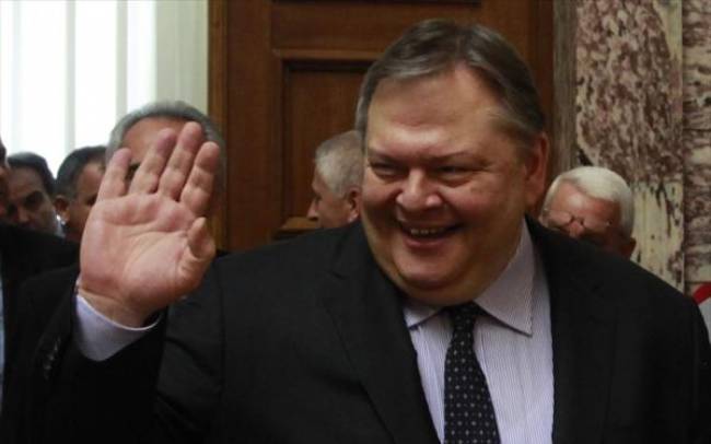 Πιέζει για Οικουμενική