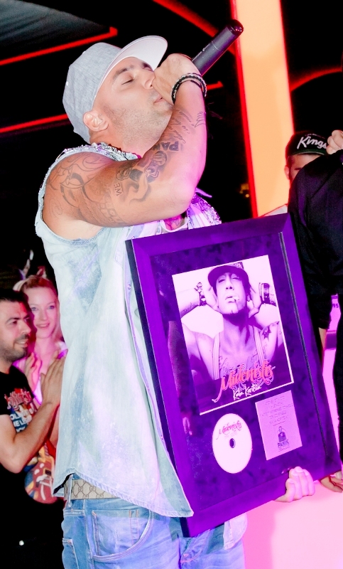 Μηδενιστής…από πλατίνα!