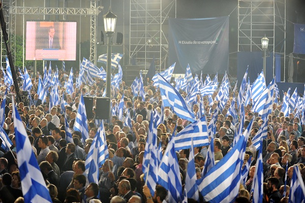 Κλείνει και το Σύνταγμα