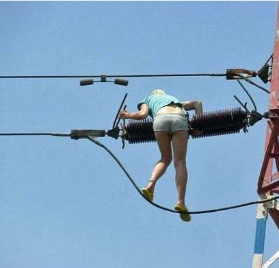 Πέρασε τον πυλώνα για γέφυρα!