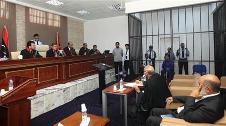 Σε δίκη οι αξιωματούχοι του Καντάφι