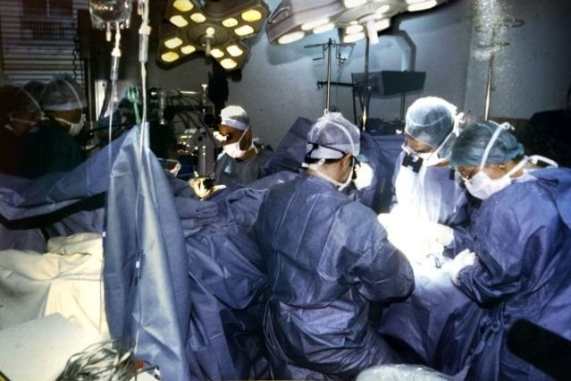 Κι όμως, γράφουμε ιστορία