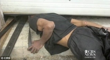 9 ώρες με το κεφάλι κολλημένο