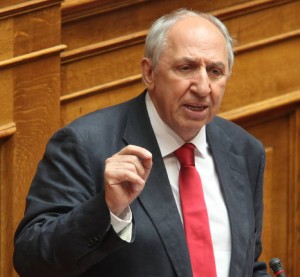 Διαψεύδει ότι συνάντησε τον Άκη