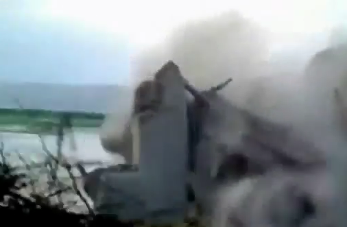 Παρέσυραν τα πάντα στο διάβα τους