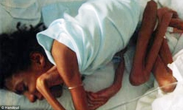 Την άφησε να λιμοκτονήσει