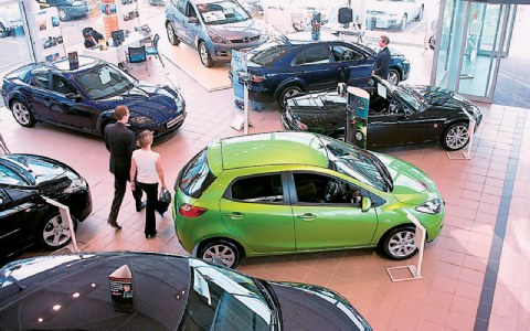 Έχει καταρρεύσει η αγορά ΙΧ