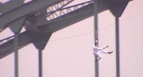 “Πέταξε” με την Ολυμπιακή Φλόγα