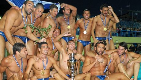 Πρωταθλήτρια η Βουλιαγμένη