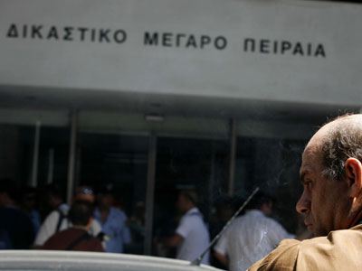 Τώρα -Στον εισαγγελέα οι συλληφθέντες της ρατσιστικής επίθεσης