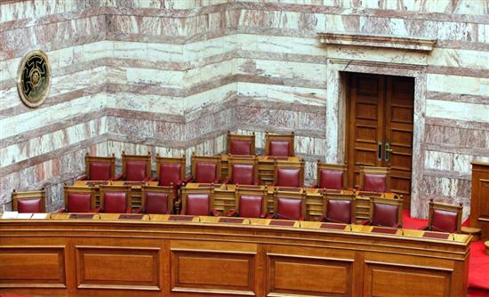 Νέα πολιτικά δεδομένα