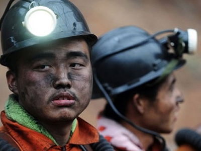 Στα έγκατα της γης παγιδευμένοι