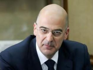 Στο Κέντρο Επιχειρήσεων ο Δένδιας