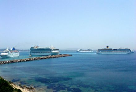 Μάχη για την υποδοχή