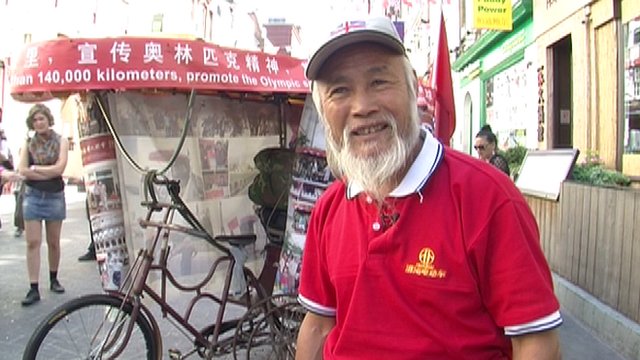 Διέσχισε 16 χώρες με ποδήλατο