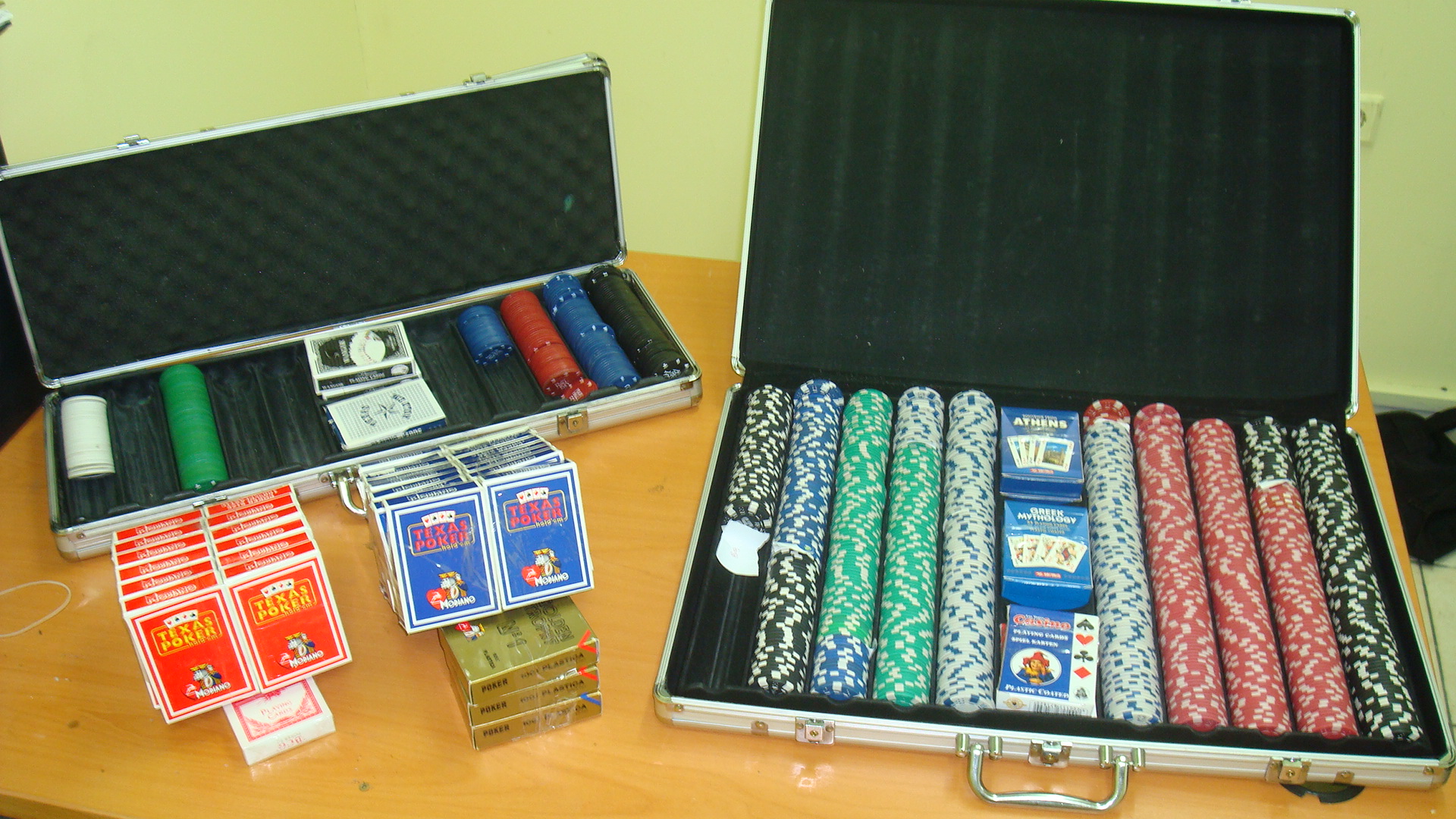 Το καφενείο ήταν μίνι-καζίνο