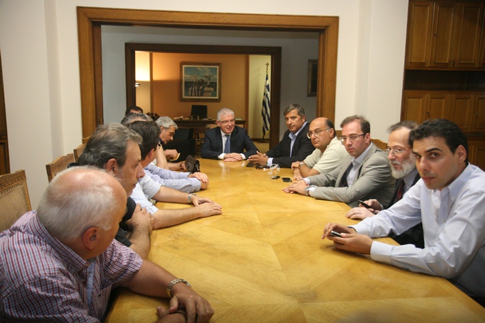 Οι γιατροί στον Υπουργό