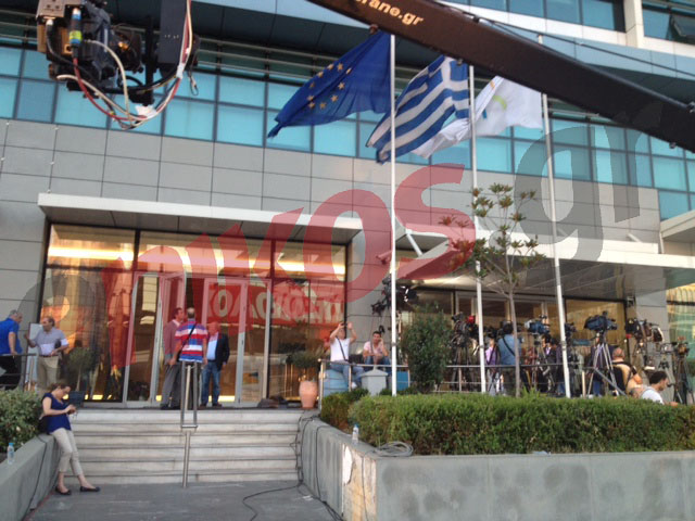 “Γαλάζιος” εμφύλιος