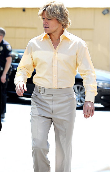 Με ξανθιά περούκα ο Damon