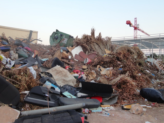 Έφοδος στη χωματερή