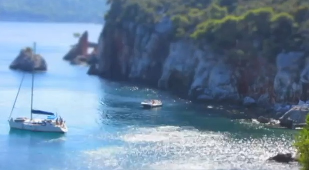 Οι αναγνώστες μας δημιουργούν