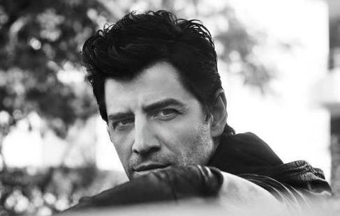 Ο Σάκης δίπλα στους αθλητές