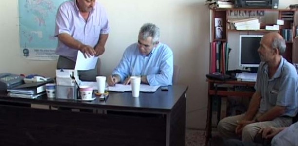 «Δυσφημίζουν τη Φέτα»