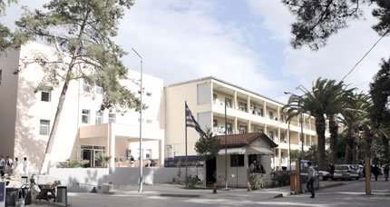 Κατεβάζουν ρολά στην Κρήτη