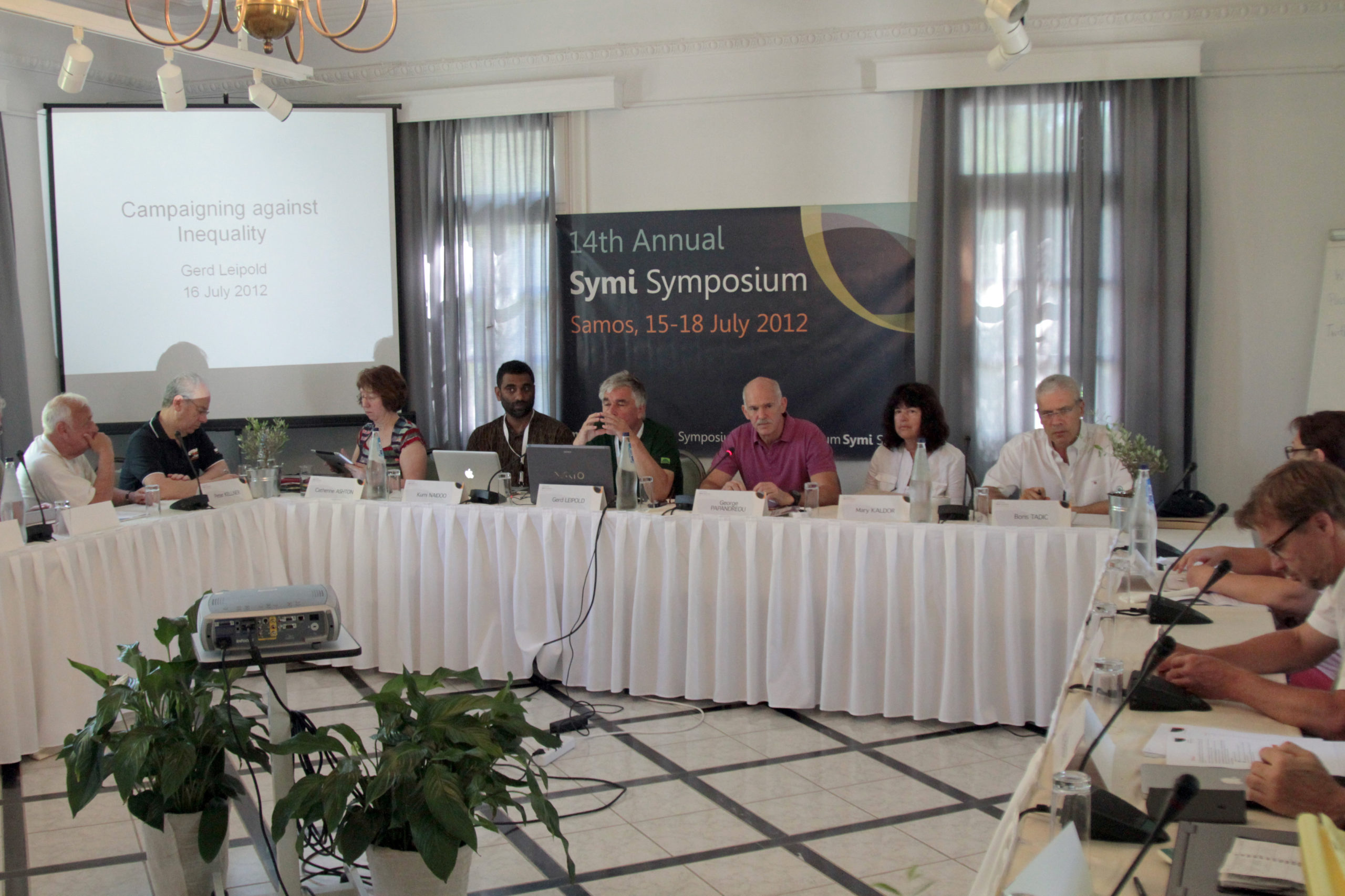 Ο Παπανδρέου και η dream team