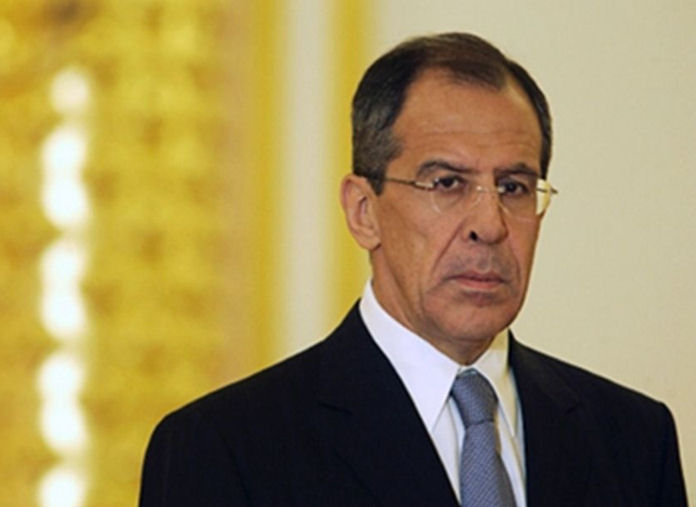 “Να αποφασίσουν οι Σύροι”