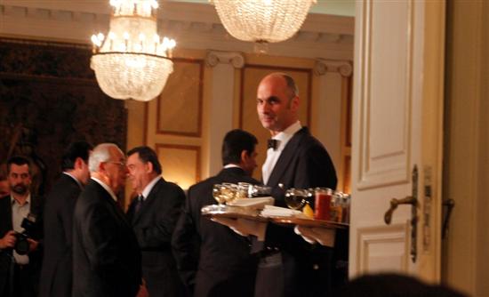 Δεξίωση με…πορτοκαλάδες