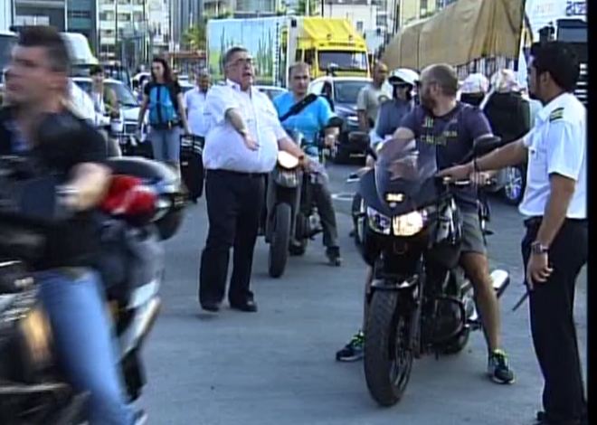 Να και κάποιοι που πάνε διακοπές