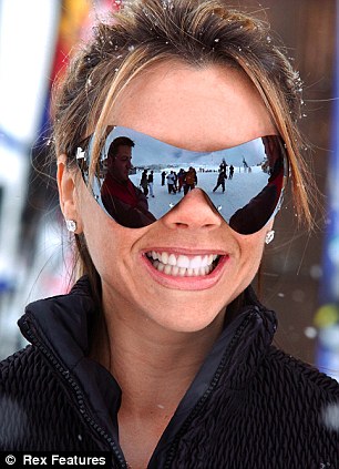 Ναι, η Victoria Beckham γελάει!