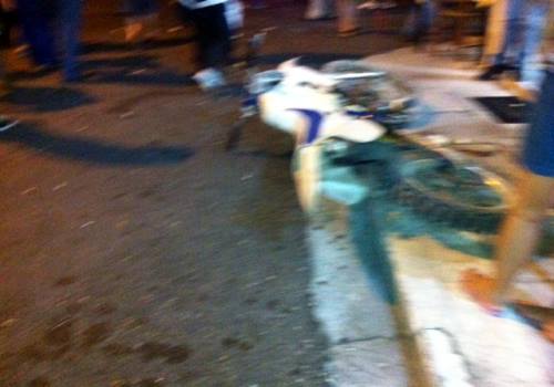 Μοτοσυκλέτα στο…τραπέζι τους!