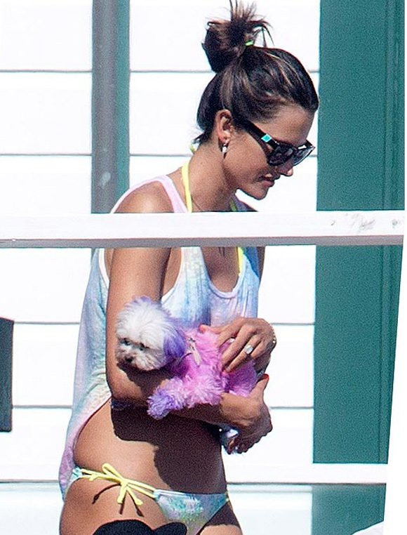 Τι έκανε χτες η Alessandra;