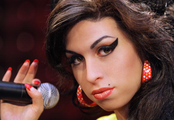 To νέο τραγούδι της Winehouse
