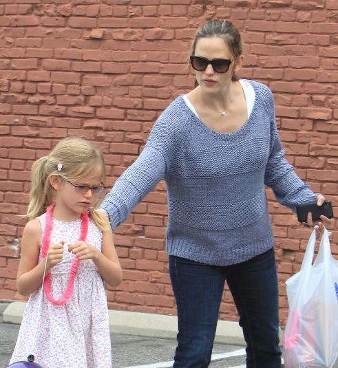 Για ψώνια μαμά και κόρη