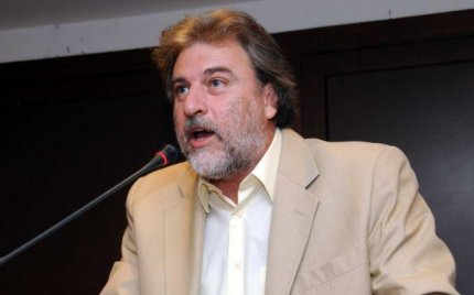 Πυρά κατά Στουρνάρα