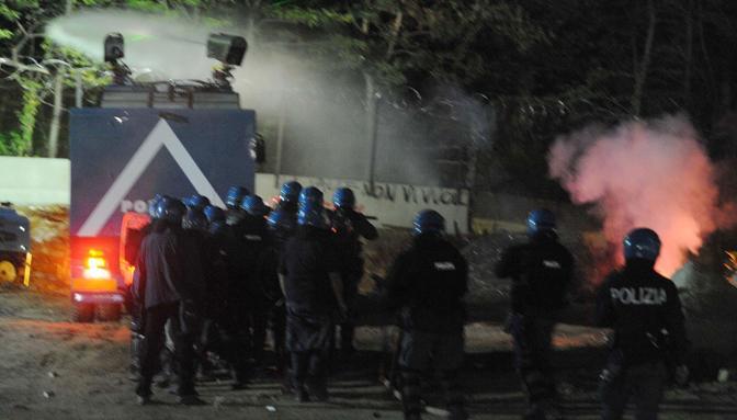 Συγκρούσεις με 11 τραυματίες