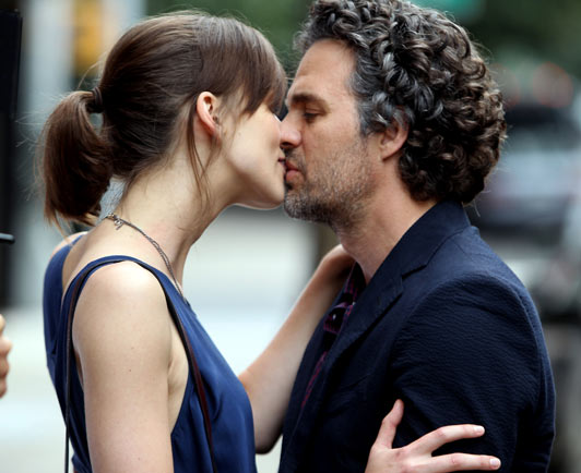 Τι κάνεις εκεί, Keira;