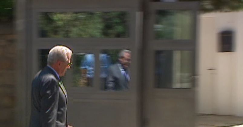 Τώρα-Κρίσιμη σύσκεψη στην οικία Σαμαρά