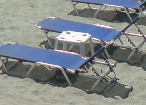Άδειασαν οι ξαπλώστρες