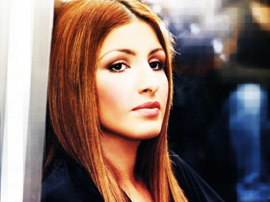 Η Έλενα κάνει…πρόβα!