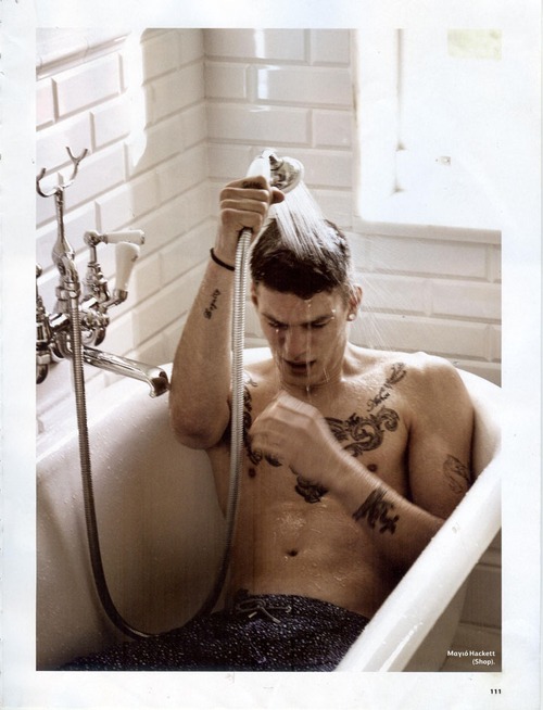 Κορίτσια, ο Στέφανος