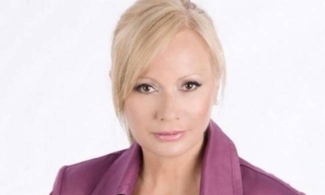 Η Νικολούλη επιστρέφει