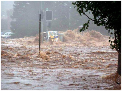 Β. Κορέα: 88 νεκροί από πλημμύρες