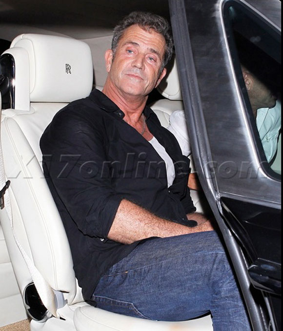 Ο Mel ήπιε λίγο…παραπάνω